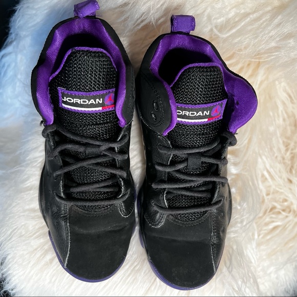 Vtg. 2016 Jordan Jumpman Team (youth size 1) - Picture 2 of 8